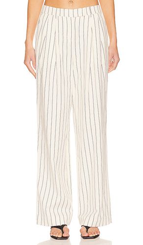 X REVOLVE Celia Oversized Trouser in . Taglia M, S, XL - House of Harlow 1960 - Modalova