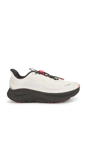 Clifton 11 Gtx Sneaker in Grey. - size 10 (also in 10.5, 11, 11.5, 12, 13, 14, 8, 8.5, 9, 9.5) - HOKA - Modalova