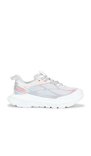 Mach Remastered Aura Sneaker in . Taglia 6. Also in 6.5, 7, 7.5, 8, 8.5, 9, 9.5 - HOKA - Modalova