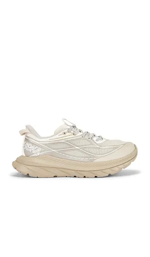 Mach Remastered Aura Sneaker in Taupe. - size 10 (also in 6, 6.5, 7, 7.5, 8, 8.5, 9, 9.5) - HOKA - Modalova