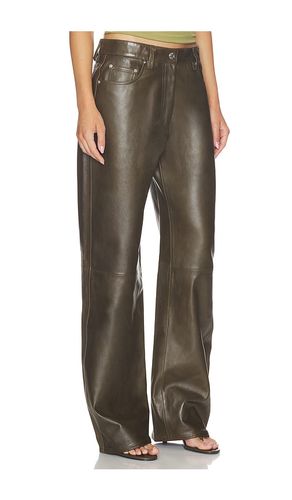 Leather Bootcut Pant in . Taglia 24. Also in 25 - Helmut Lang - Modalova