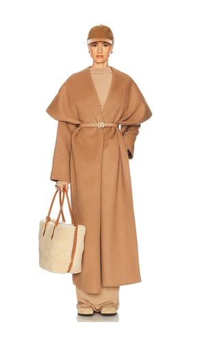 The Throw Coat in Tan. - size L (also in M, S, XL) - Helsa - Modalova