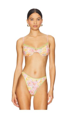 Ruffled Up Underwire Bikini Top in Blush. - size L (also in M, S) - Heavy Manners - Modalova