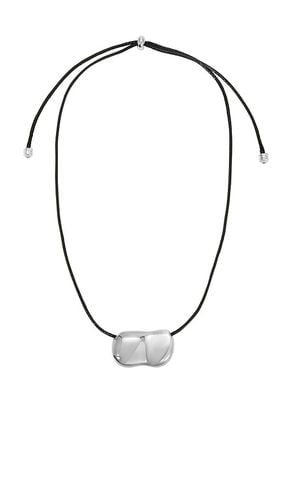 Collar colgante pebble en color metálico talla all en & - Metallic Silver. Talla all - Heaven Mayhem - Modalova