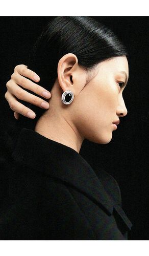 Prize Stud Earrings in - Heaven Mayhem - Modalova