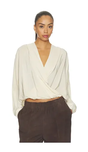 Sisi Silk Hooded Blouse in . Größe 36. Also in 34, 38 - HERSKIND - Modalova