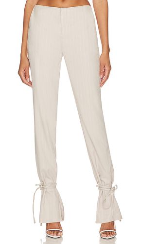 Amira Pant in . Size S, XL - h:ours - Modalova