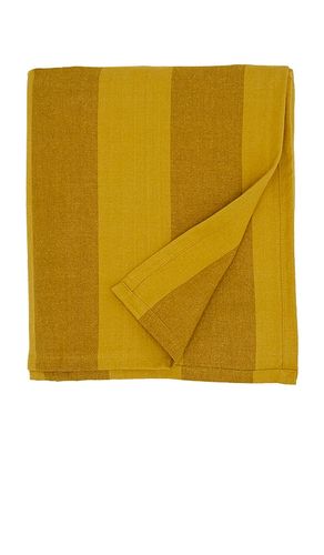 Essential Striped Tablecloth in Yellow - HAWKINS NEW YORK - Modalova