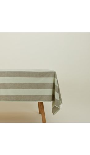 Essential Striped Tablecloth in Green - HAWKINS NEW YORK - Modalova