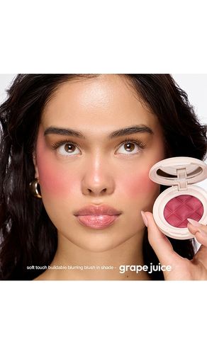 Colorete soft touch blush en color burgundy talla all - ICONIC LONDON - Modalova