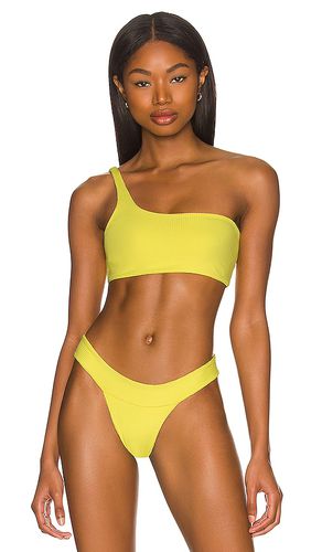 Everly One Shoulder Twist Bikini Top in Yellow. - size S (also in XS) - Indah - Modalova