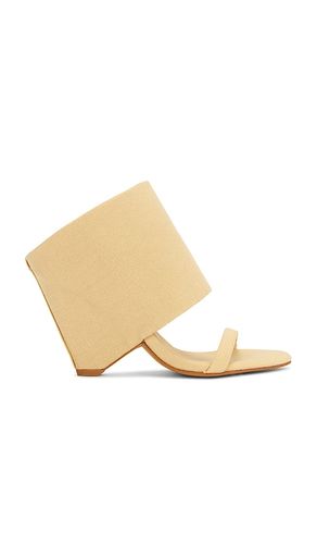Shady Sandal in Beige. - size 10 (also in 6, 6.5, 7, 7.5, 8, 8.5, 9, 9.5) - Jeffrey Campbell - Modalova