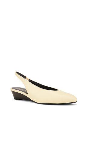 Snoop Pump in . Size 7.5. Also in 8, 9.5 - Jeffrey Campbell - Modalova