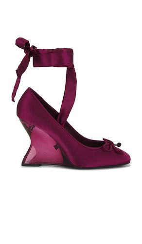 Efface Pump in Burgundy. - size 10 (also in 6, 6.5, 7, 7.5, 8, 8.5, 9, 9.5) - Jeffrey Campbell - Modalova