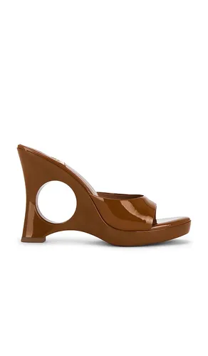Stay Cool Sandal in Brown. - size 7 (also in 8, 8.5, 9) - Jeffrey Campbell - Modalova