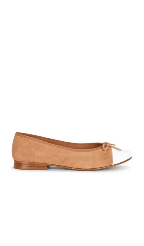 Arabesque Flat in Tan. - size 10 (also in 6, 6.5, 7, 7.5, 8, 8.5, 9, 9.5) - Jeffrey Campbell - Modalova