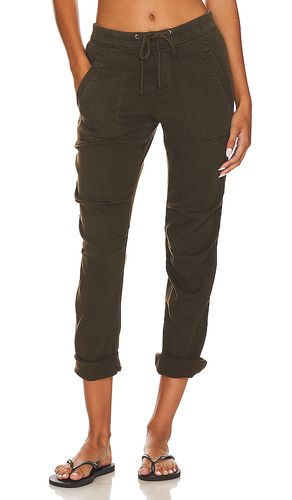 Soft Drape Utility Pant in Green. - size 0/XS (also in 1/S) - James Perse - Modalova