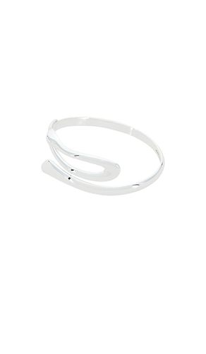 Egret Upper Arm Cuff in - Jenny Bird - Modalova
