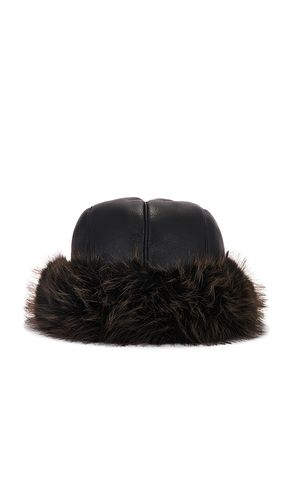 MÜTZE FAUX SHEARLING in - jocelyn - Modalova