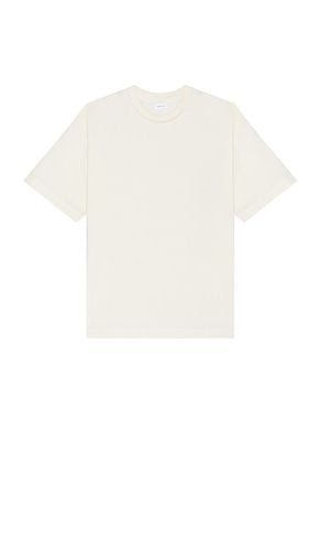 Reversed Cropped Short Sleeve Tee in . Taglia XL/1X - JOHN ELLIOTT - Modalova