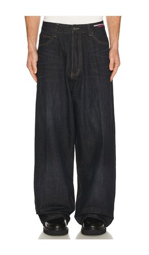Rainbow Script XL Colossus Jeans in . Size 34. Also in 36 - Jaded London - Modalova