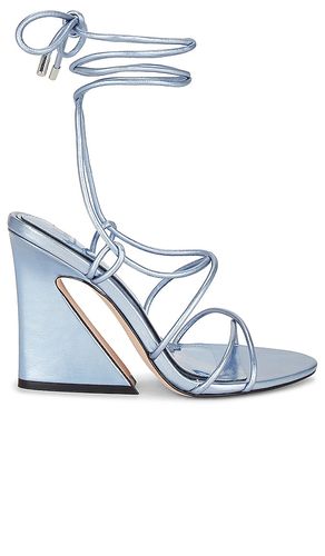 X REVOLVE Bleeker Sandal in Slate. - size 10 (also in 8.5, 9, 9.5) - JLO Jennifer Lopez - Modalova