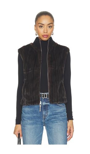 Luma Turtleneck Vest in Chocolate. - size L (also in M, S, XL, XS) - SIMKHAI - Modalova