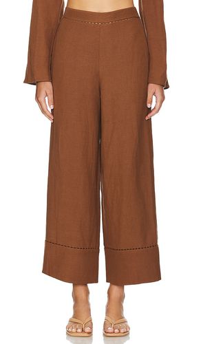 Colley Cropped Straight Leg Pant in Brown. - size M (also in S, XS) - SIMKHAI - Modalova