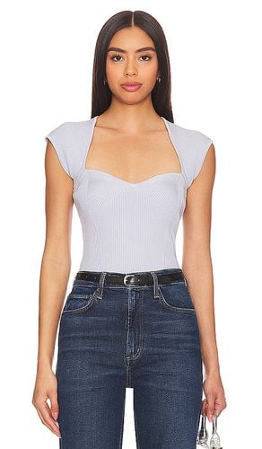 Abia Cropped Tee in . Size M - SIMKHAI - Modalova