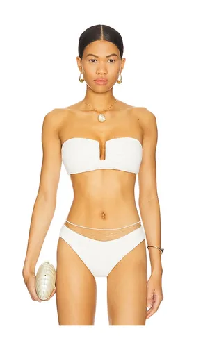Sandra Bandeau Bikini Top in Ivory. - size L (also in S) - SIMKHAI - Modalova
