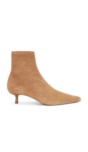 Joni Stretch Boot in Brown. - size 36 (also in 37, 38, 39, 40) - SIMKHAI - Modalova