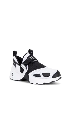 Trunner LX Sneaker in White,Black. - size 5 (also in 5.5, 6.5, 7) - Jordan - Modalova