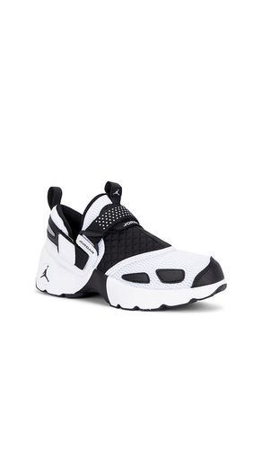 Trunner LX Sneaker in White,Black. - size 5 (also in 5.5, 6, 6.5, 7, 8) - Jordan - Modalova