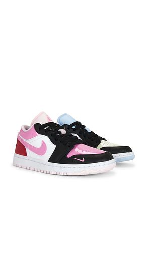 Air 1 Low Se Sneaker in Pink. - size 10 (also in 10.5, 11, 11.5, 12, 5, 5.5, 6, 6.5, 7, 8, 8.5, 9, 9.5) - Jordan - Modalova