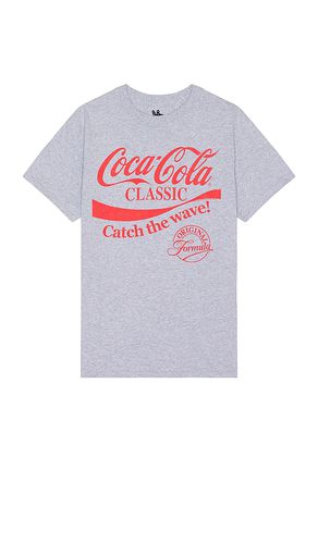 Catch The Wave Tee in . Taglia M, S, XL/1X - Junk Food - Modalova