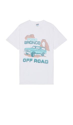 Camiseta ford bronco off road en color talla L en - White. Talla L (también en M, S, XL/1X, XS) - Junk Food - Modalova