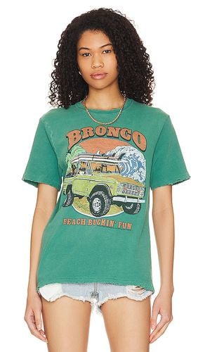 Bronco Beach Tee in Green. - size L (also in M, S, XL, XS, XXL) - Junk Food - Modalova