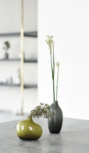 KINTO Sacco Vase Glass 01 in Olive - KINTO - Modalova