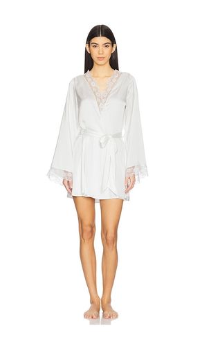 Sidney Robe in White. - size M/L (also in XL/XXL, XS/S) - KAT THE LABEL - Modalova