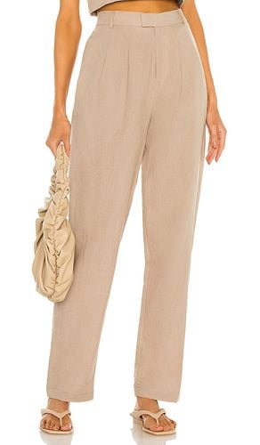 The Alaina Pant in Beige. - size S (also in XL, XS, XXS) - L'Academie - Modalova