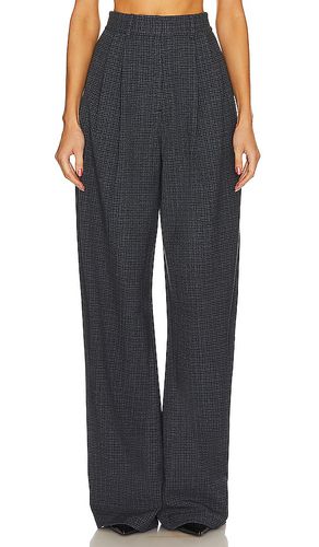 The High Waist Pleated Plaid Trouser in Grey. - size M (also in S, XL, XS, XXS) - L'Academie - Modalova