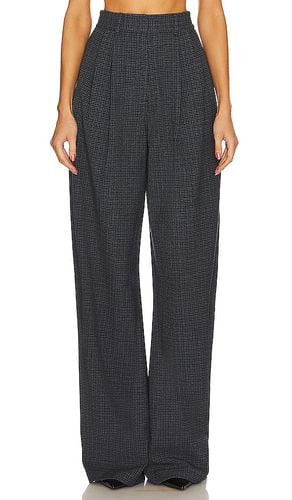 The High Waist Pleated Plaid Trouser in . Size M, S, XS, XXS - L'Academie - Modalova