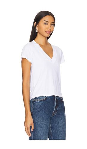 Suri Deep V Cap Sleeve Tee in . Size XS. Also in S, M, L - LA Made - Modalova