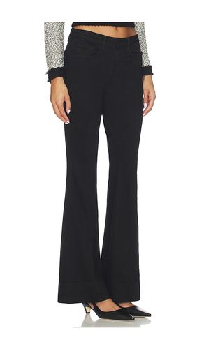 Lenora Low Rise Seamed Flare in . Size 28. Also in 30 - L'AGENCE - Modalova