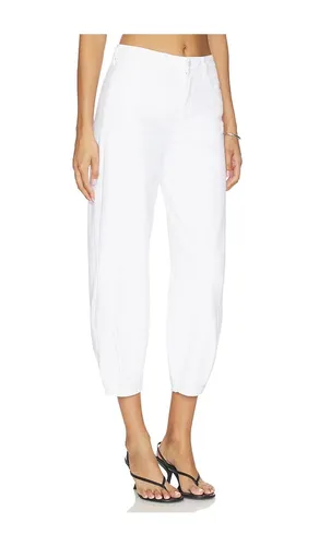 Krista Tapered Leg Pant in White. - size 25 (also in 26, 28) - L'AGENCE - Modalova