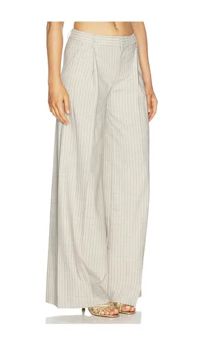 Allanah Mid Rise Trouser in . Size 2. Also in 4, 6 - L'AGENCE - Modalova