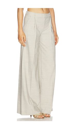 Allanah Mid Rise Trouser in . Size 4. Also in 8 - L'AGENCE - Modalova