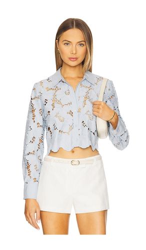 Seychelle Cropped Buttondown Shirt in Baby Blue. - size L (also in M, S, XL, XS) - L'AGENCE - Modalova