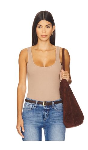 Nica Scoop Neck Tank Bodysuit in Beige. - size L (also in M, S, XL, XS) - L'AGENCE - Modalova