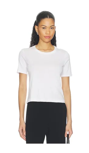 Stormy Short Sleeve Crop Crew Neck Tee in . - size L (also in S, XS) - L'AGENCE - Modalova